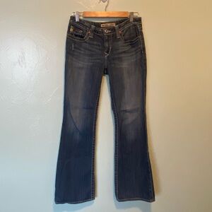 Big Star Bootcut Size 28L
Maddie